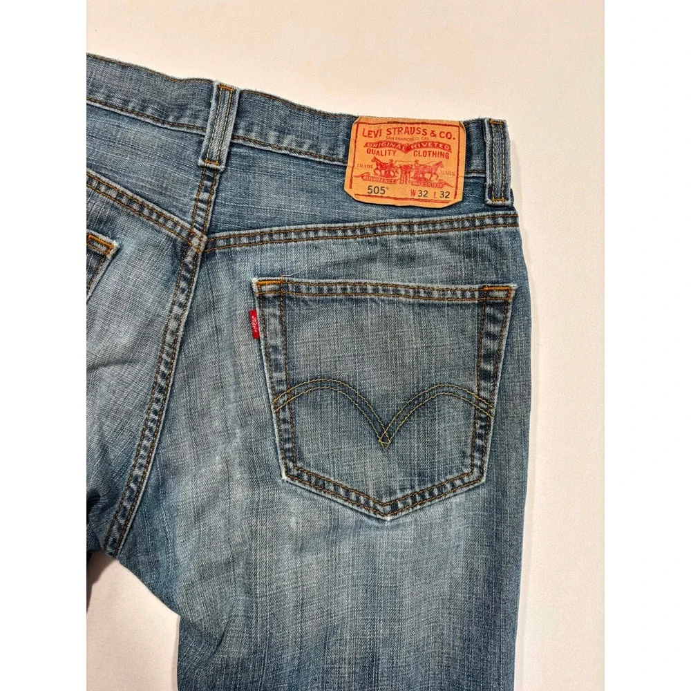 Levis 505 Regular Fit Jeans Mens W32 L32 Medium Wash Distressed Straight Leg